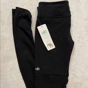 Aloyoga Leggings - Black, Size L